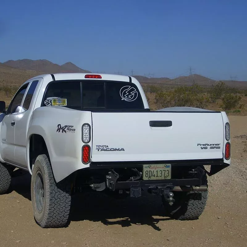 ’05-15 Toyota Tacoma Fiberwerx TT Style Bedsides | 6″ Bulge