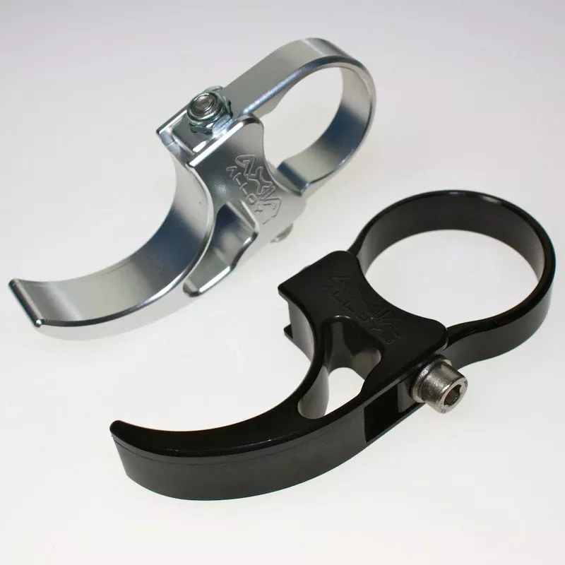 Helmet / Steering Wheel Hanger